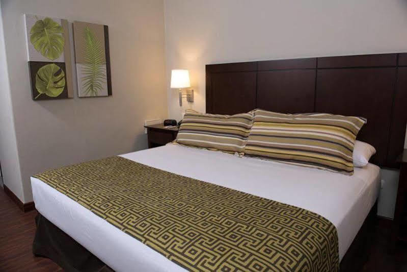 Guaparo Inn Valencia Ngoại thất bức ảnh